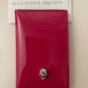 NWT Alexander McQueen card holder